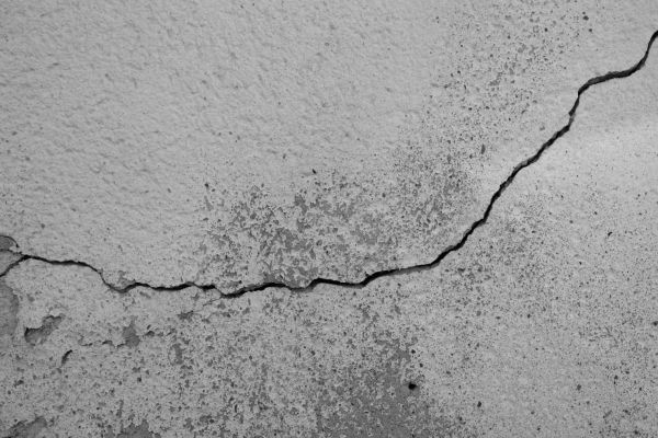 Foundation Crack Maintenance